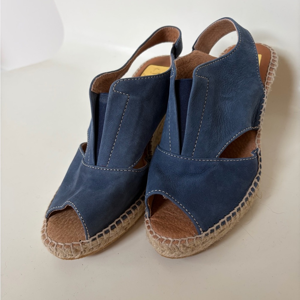 KANNA Women's Navy Suede Peep-Toe Espadrille Wedges Size 38